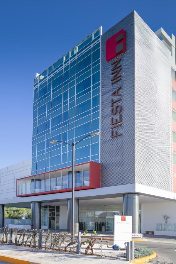 Fiesta Inn Celaya Galerias Экстерьер фото