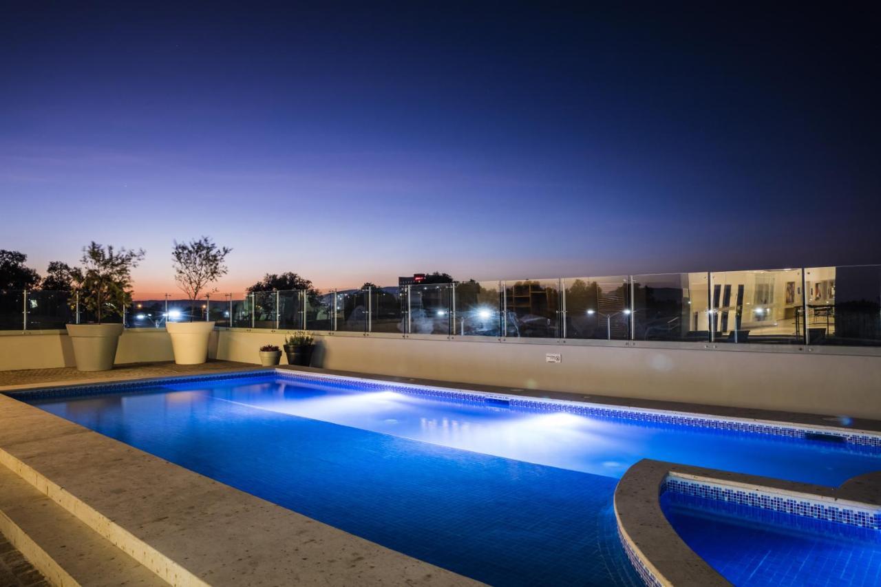 Fiesta Inn Celaya Galerias Экстерьер фото