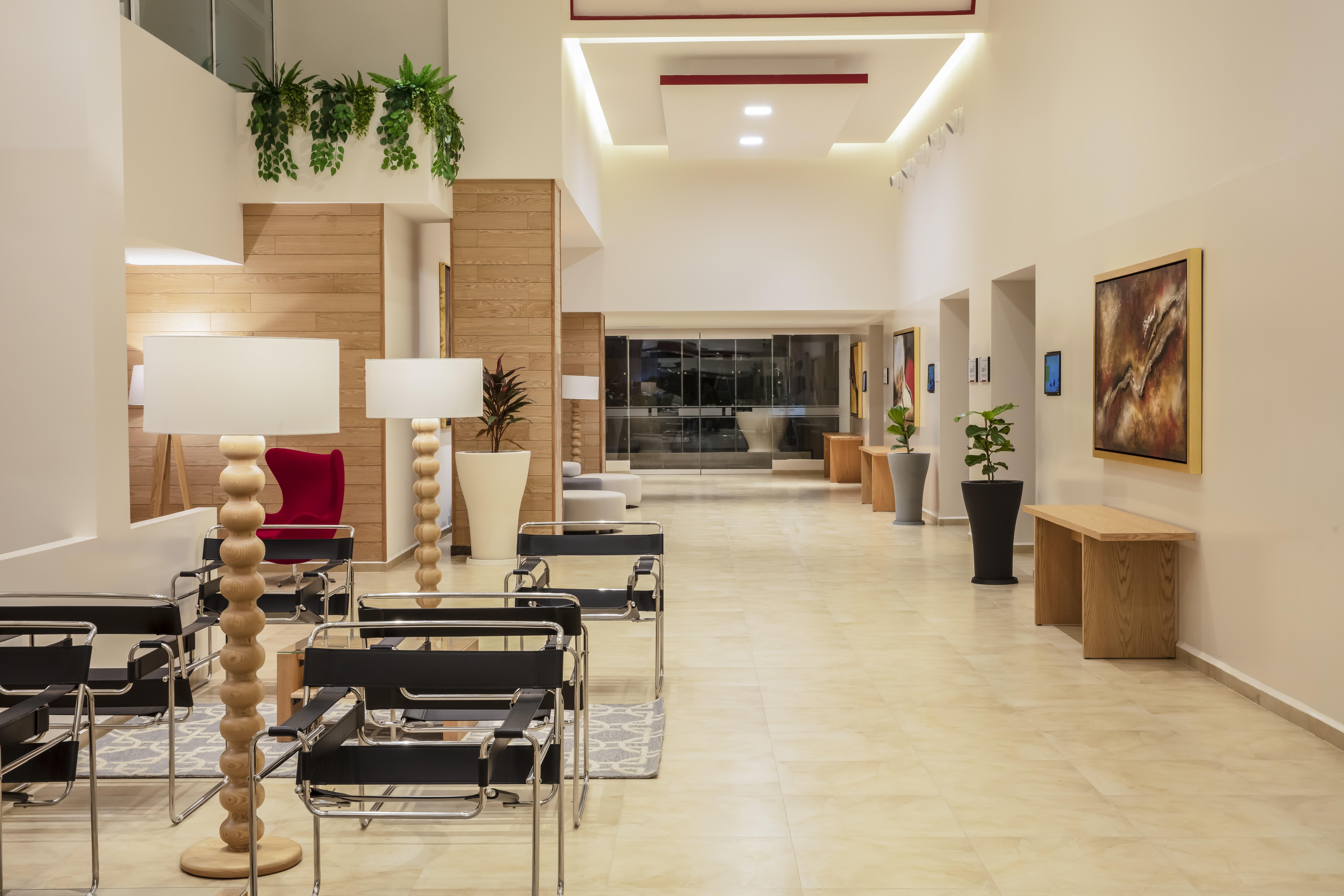 Fiesta Inn Celaya Galerias Экстерьер фото