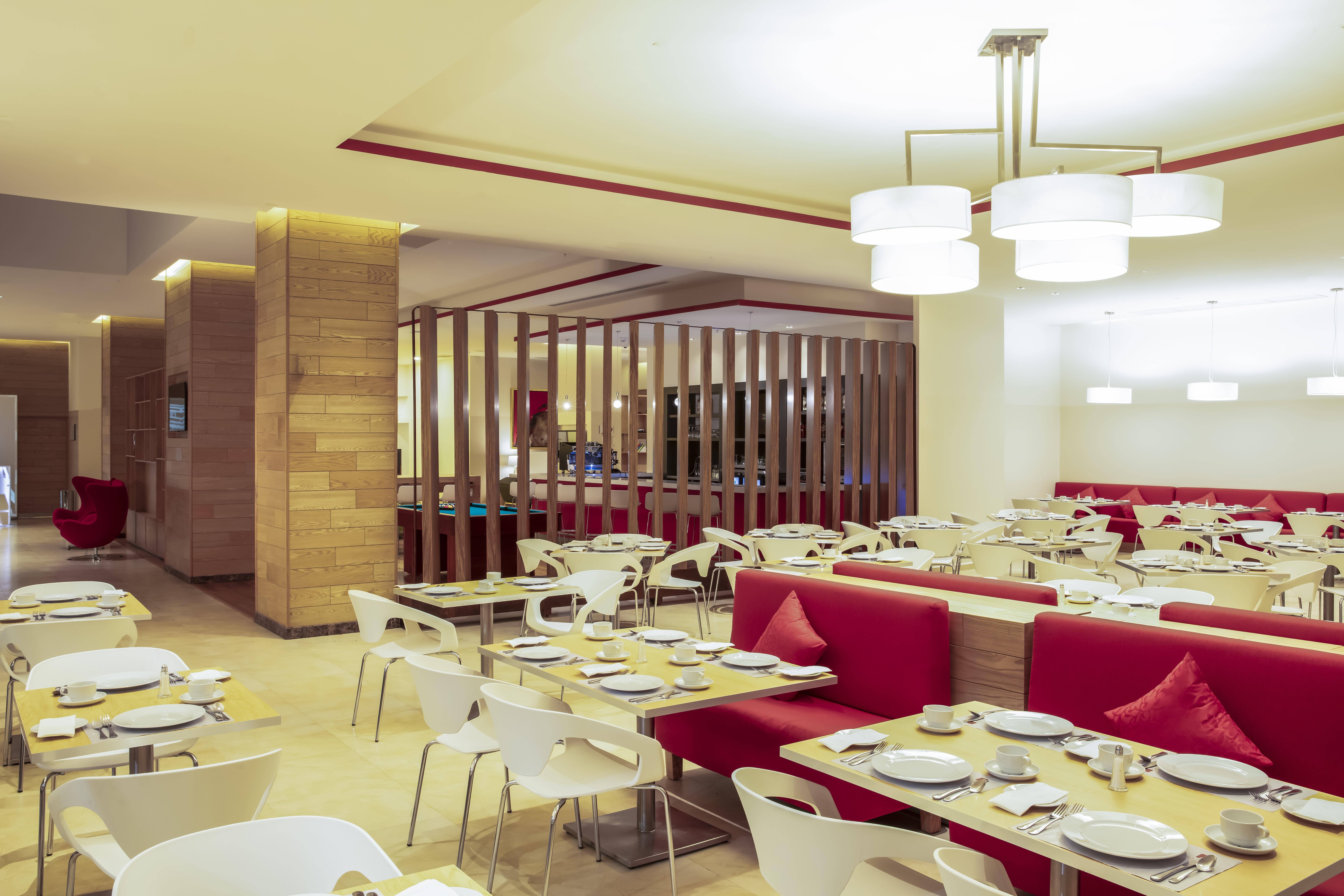 Fiesta Inn Celaya Galerias Экстерьер фото