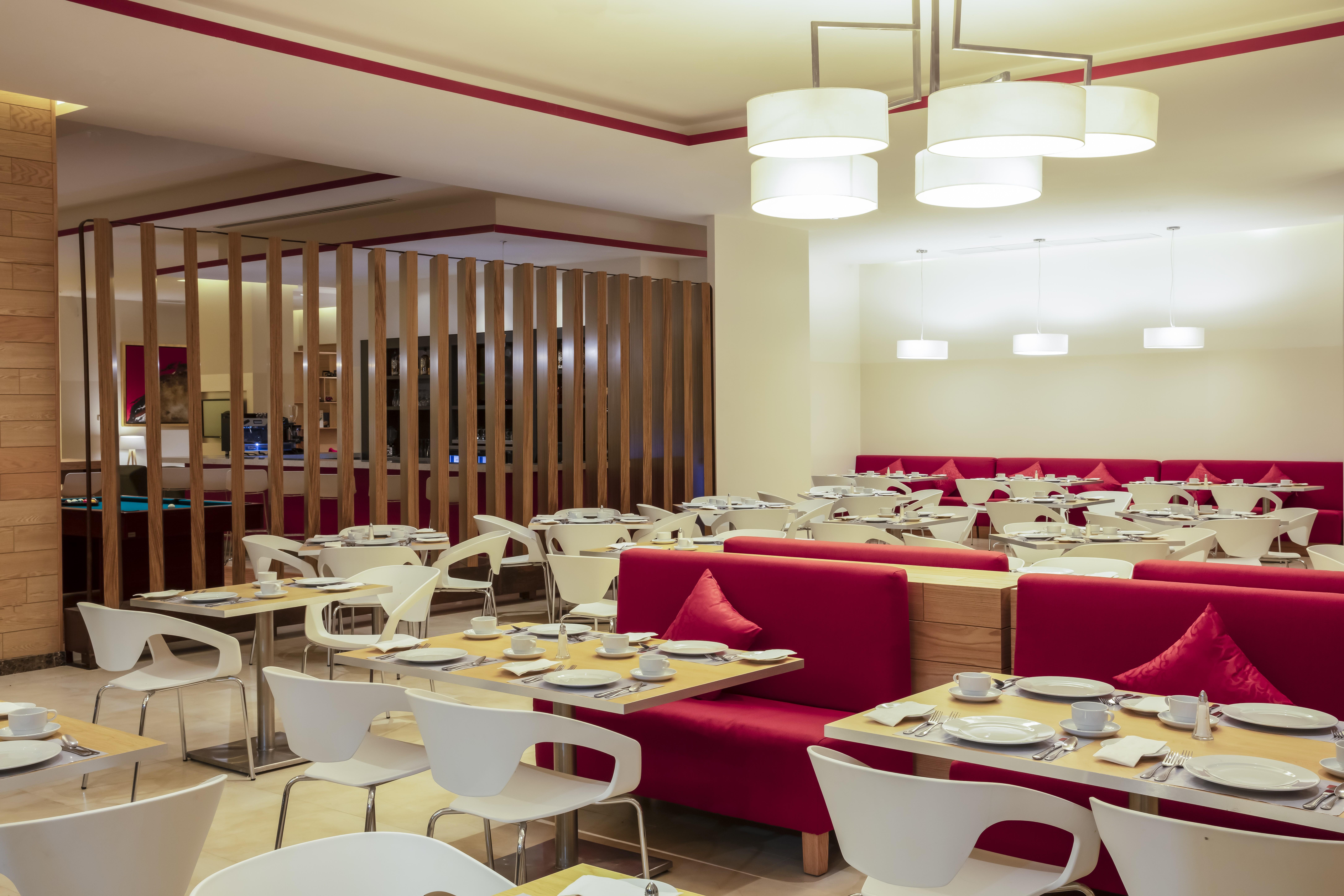 Fiesta Inn Celaya Galerias Экстерьер фото