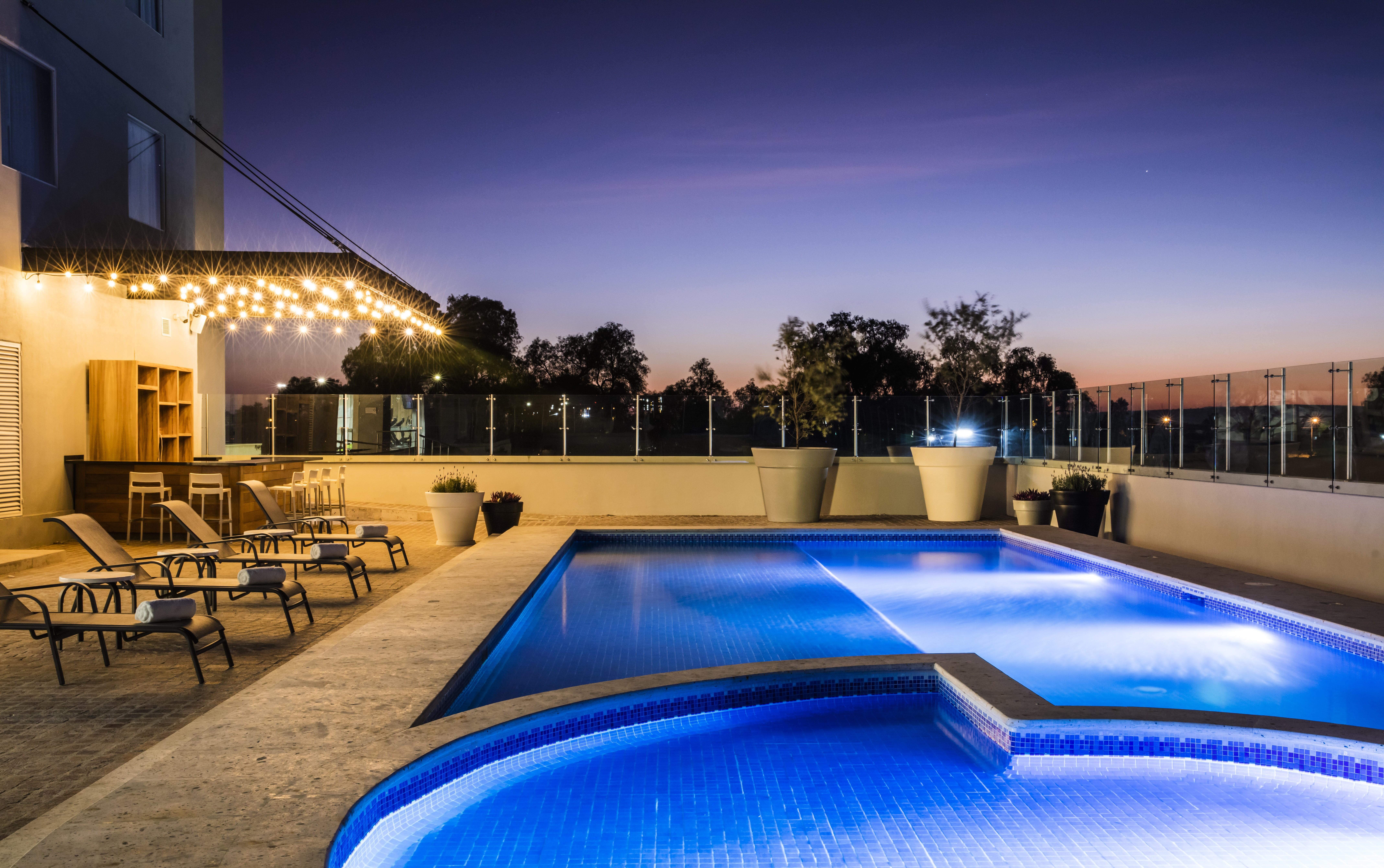 Fiesta Inn Celaya Galerias Экстерьер фото