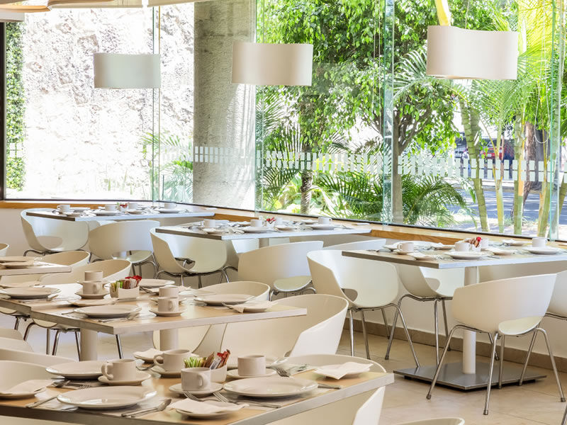 Fiesta Inn Celaya Galerias Экстерьер фото