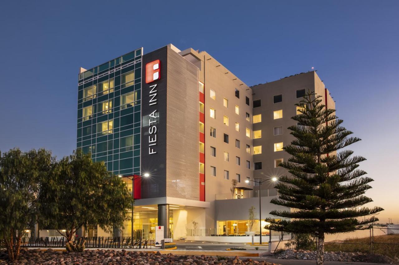 Fiesta Inn Celaya Galerias Экстерьер фото